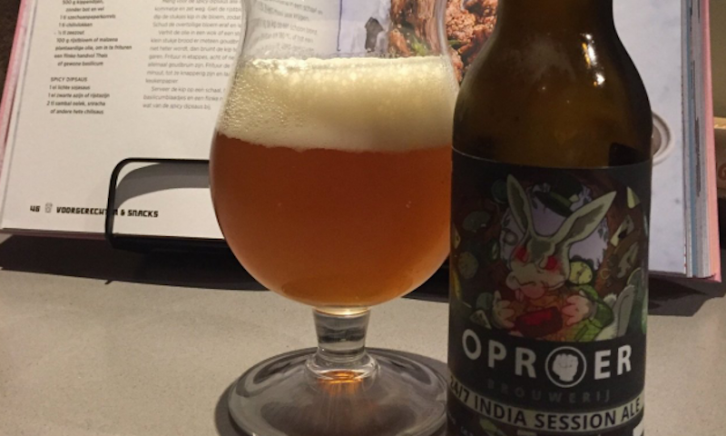 Oproer 24/7 glas en flesje